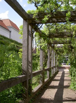 bepflanzung betonpergolen 70er jahre 1